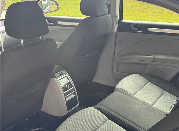Skoda Superb 9 of 11