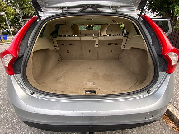Volvo V60 6 of 11