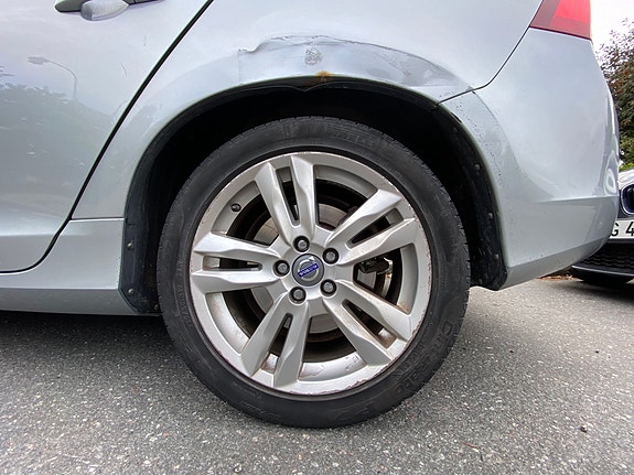 Volvo V60 8 of 11