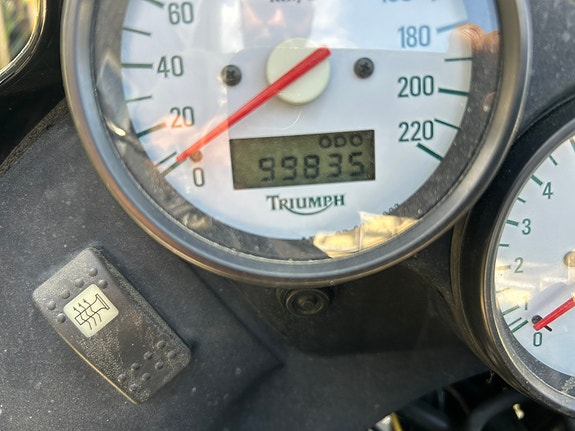 Triumph Tiger 955i 4 of 4