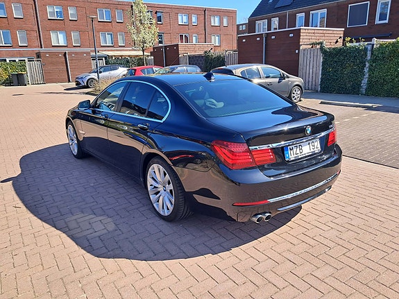 BMW 730Ld 2 of 7