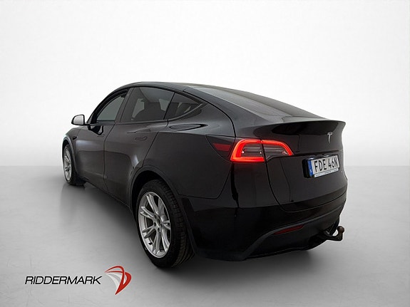 Tesla Model Y 6 of 30
