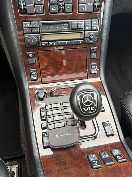 Mercedes-Benz S600 14 of 17