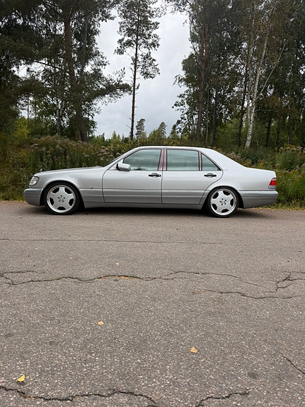 Mercedes-Benz S600 6 of 17