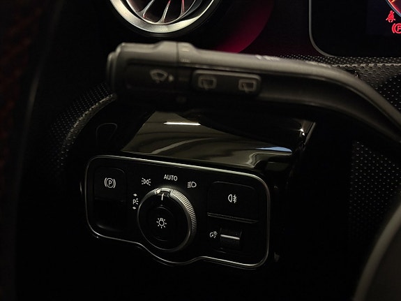 Mercedes-Benz A200 16 of 27