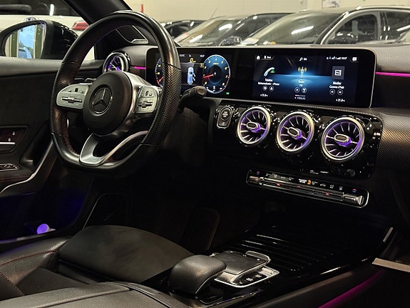Mercedes-Benz A200 9 of 27