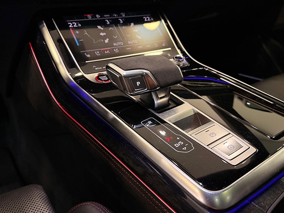 Audi RS Q8 25 of 29