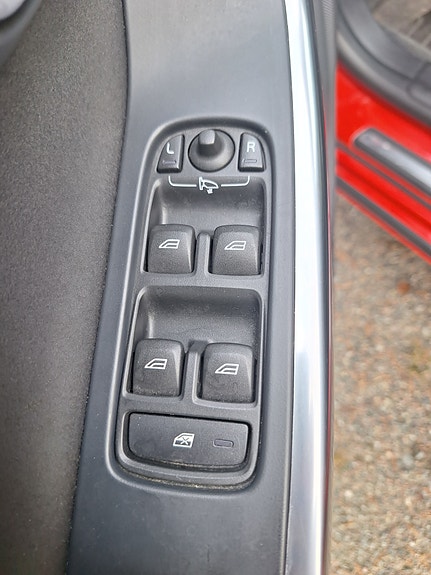 Volvo V60 14 of 18
