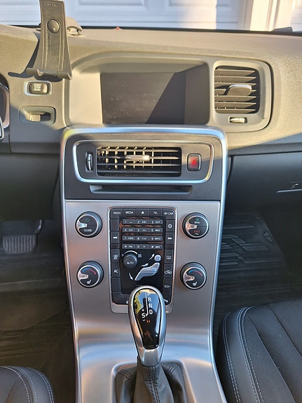 Volvo V60 13 of 18