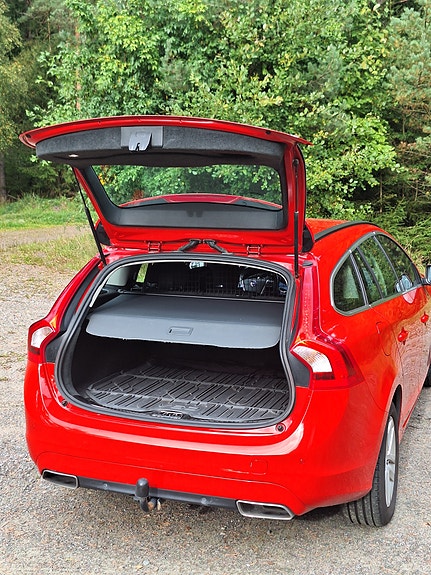 Volvo V60 10 of 18