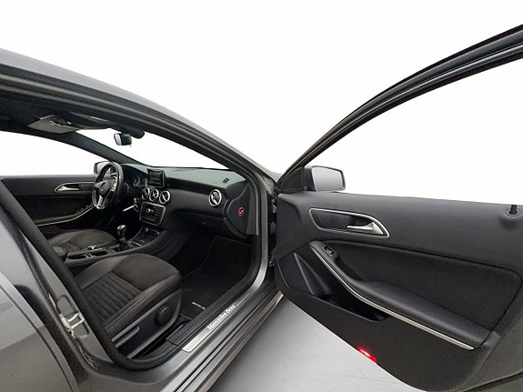 Mercedes-Benz A180 15 of 30