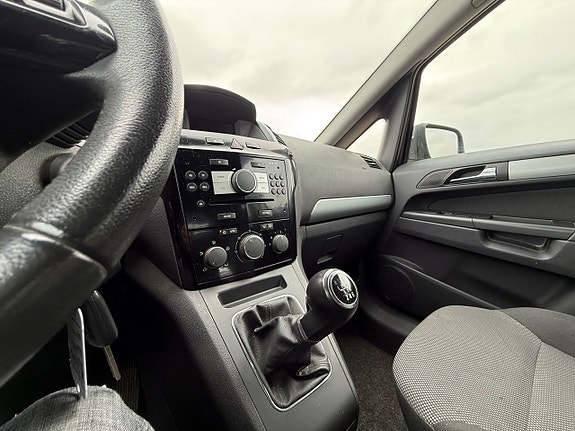 Opel Zafira 11 of 11