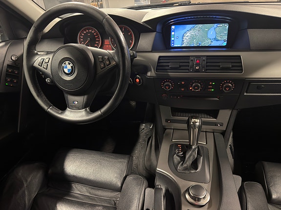 BMW 520d 2 of 11