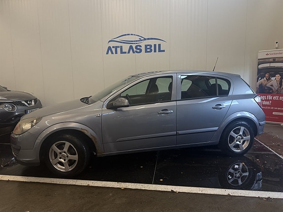 Opel Astra 2 of 21