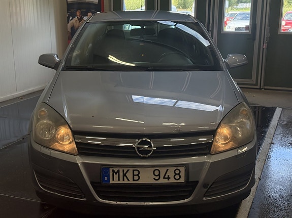 Opel Astra 8 of 21