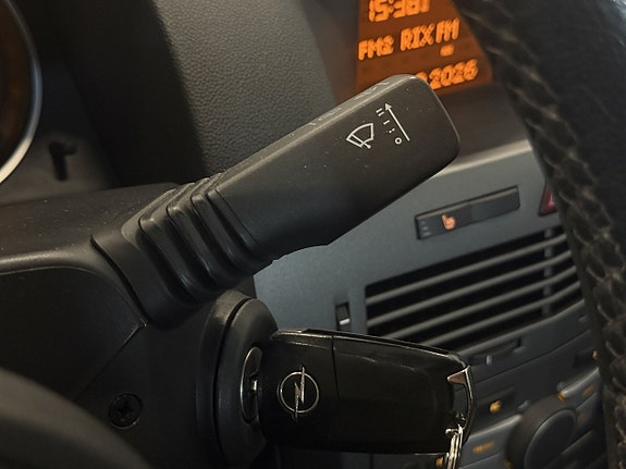 Opel Astra 15 of 21