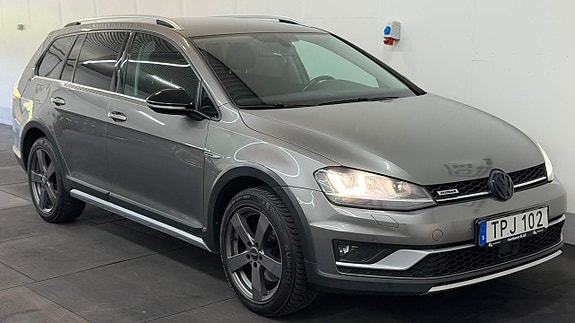 Volkswagen Golf Alltrack 22 of 22