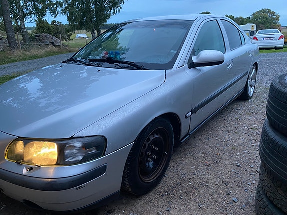 Volvo S60 4 of 7