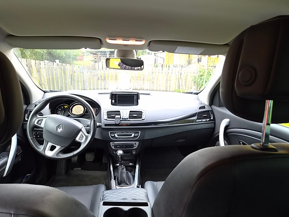 Renault Megane III 8 of 9