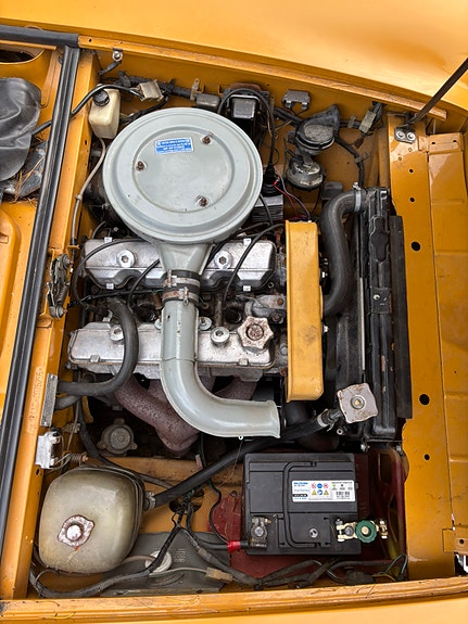 Fiat 124 4 of 5