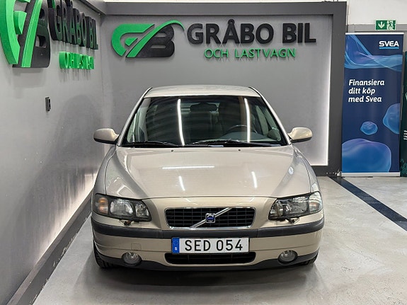 Volvo S60 4 of 16