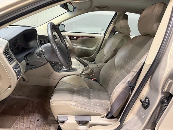 Volvo S60 8 of 16