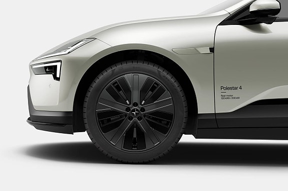 Polestar 4 10 of 14