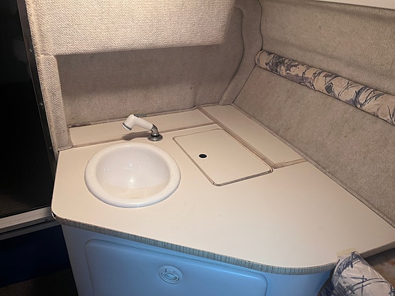 Fin Day Cruiser, mycket utrustning, perfekt för bad och vattensport. 12 of 20