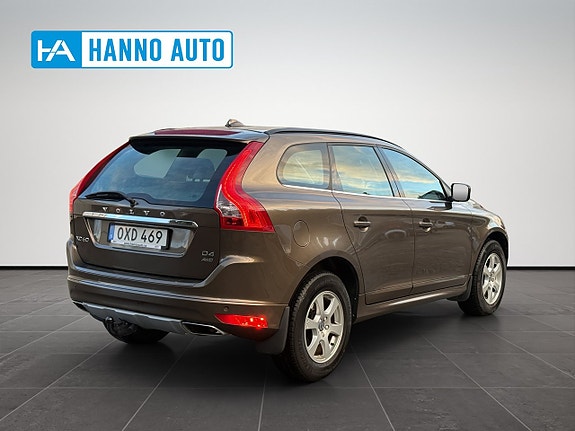 Volvo XC60 5 of 30