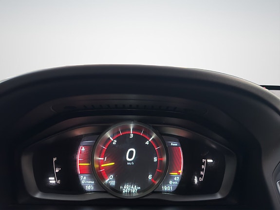 Volvo XC60 22 of 30