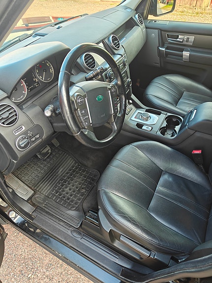 Land Rover Discovery 4 3 of 6