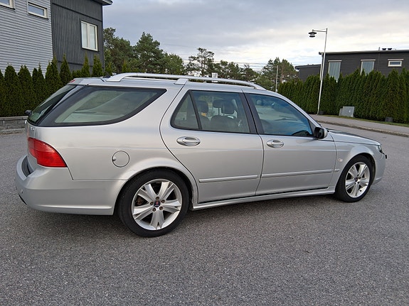 Saab 9-5 2 of 6