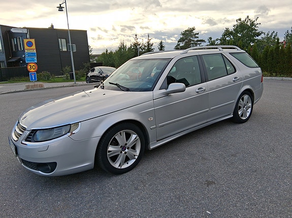 Saab 9-5 4 of 6