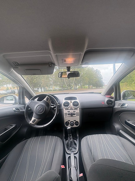 Opel Corsa 5 of 5