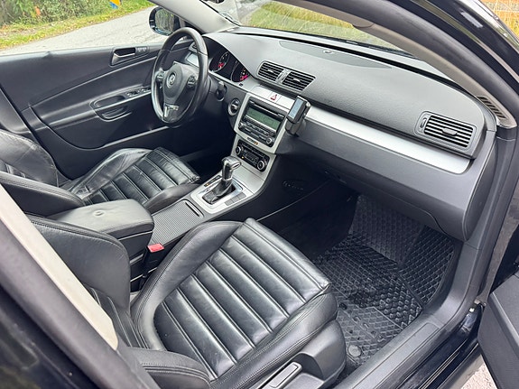 Volkswagen Passat 11 of 11