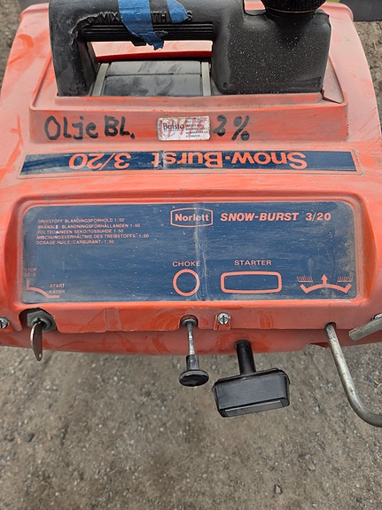 Product image 1 of 3