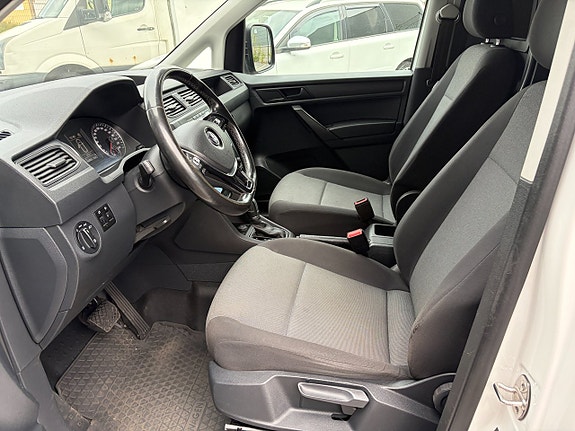Volkswagen Caddy Maxi 16 of 20