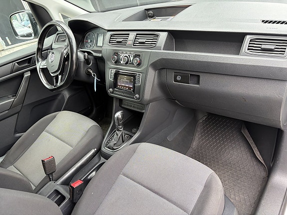 Volkswagen Caddy Maxi 18 of 20