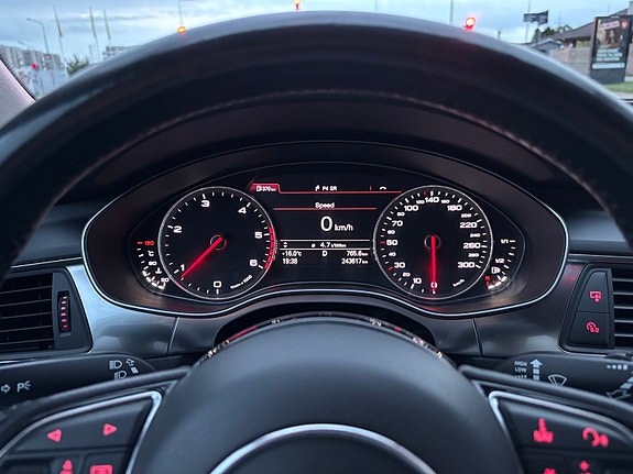 Audi A6 9 of 11