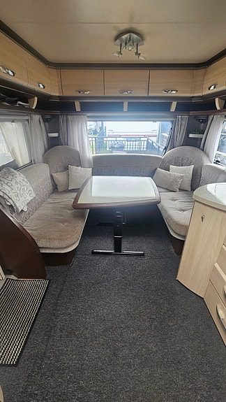 Hobby Prestige ukfe 720 med Stand-by tält och säsongsplats 6 of 13