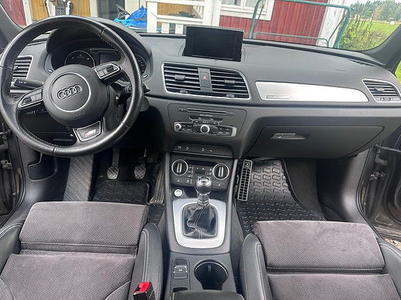 Audi Q3 6 of 9