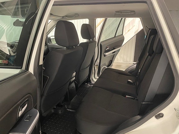 Suzuki Grand Vitara 19 of 30