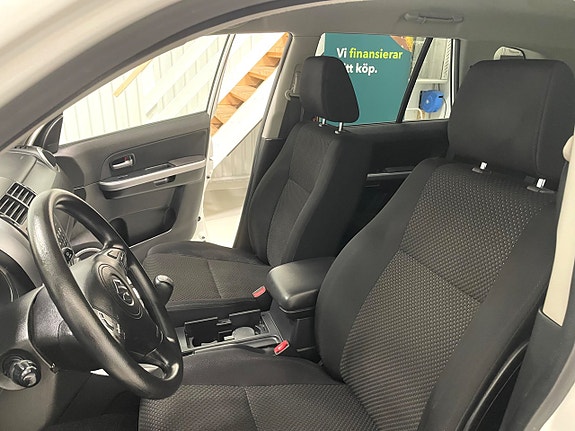 Suzuki Grand Vitara 26 of 30