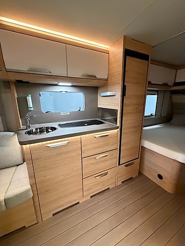 Knaus Knaus Südwind 500 FU | 60 Years | "NY" | Stort kylskåp,Tält. 8 of 16