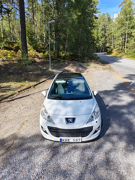 Peugeot 207 4 of 16
