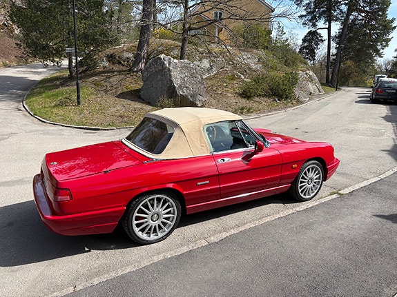 Alfa Romeo Spider 11 of 13