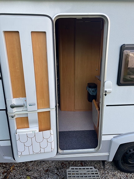 Knaus Eifelland Holliday 395 6 of 10