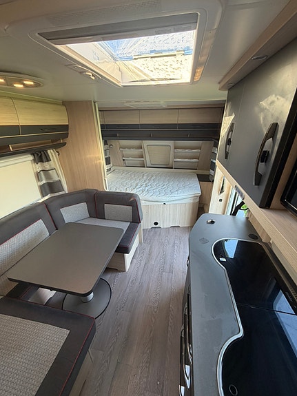 Hobby 545 KMF De Luxe Edition 5 of 8