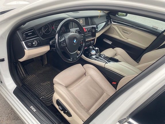 BMW 520d 9 of 12