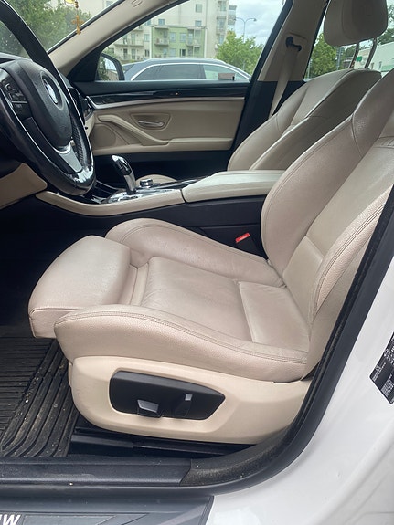 BMW 520d 11 of 12